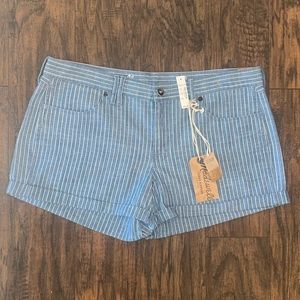 "NWT" Madewell Seersucker Shorts Blue/White Stripes Summer- Size 31